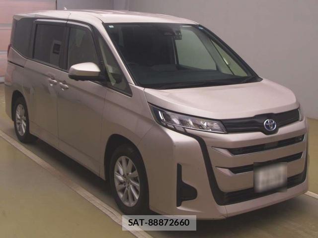 Toyota NOAH 2024-04 8769669-3