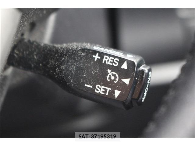 Toyota NOAH 2017-06 8769762-5