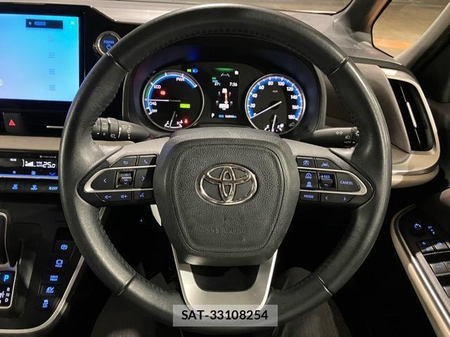 Toyota NOAH 2022-02 8770093-17