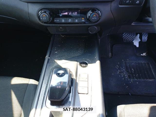 Nissan NOTE 2021-08 8768948-11