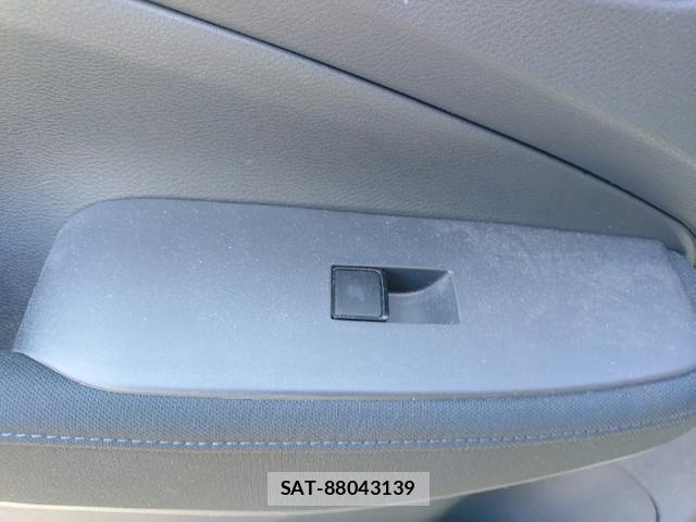 Nissan NOTE 2021-08 8768948-12