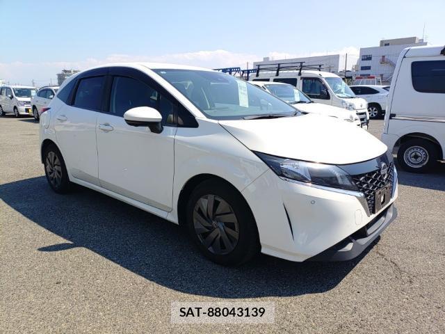 Nissan NOTE 2021-08 8768948-3