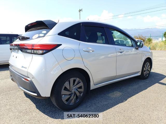 Nissan NOTE 2021-08 8768951-4