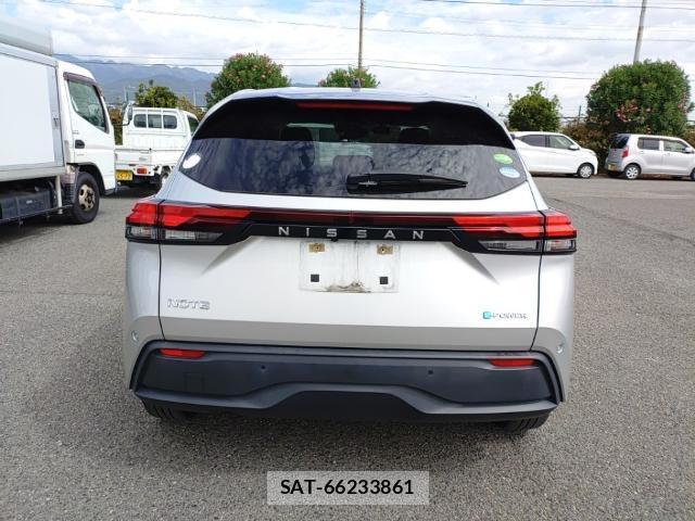 Nissan NOTE 2021-08 8768958-1