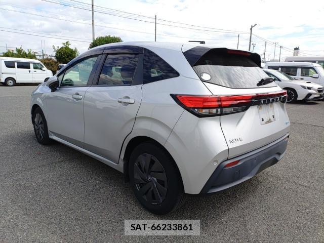 Nissan NOTE 2021-08 8768958-5