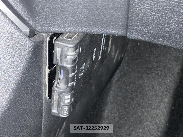 Nissan NOTE 2021-02 8769450-16