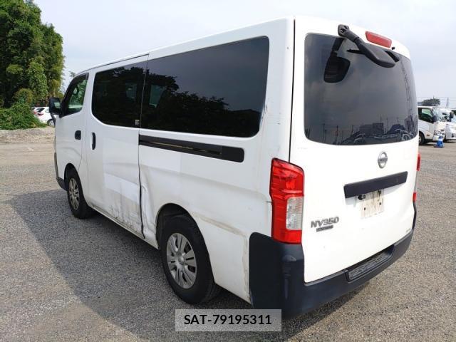 Nissan NV350 Caravan 2012-08 8768905-2