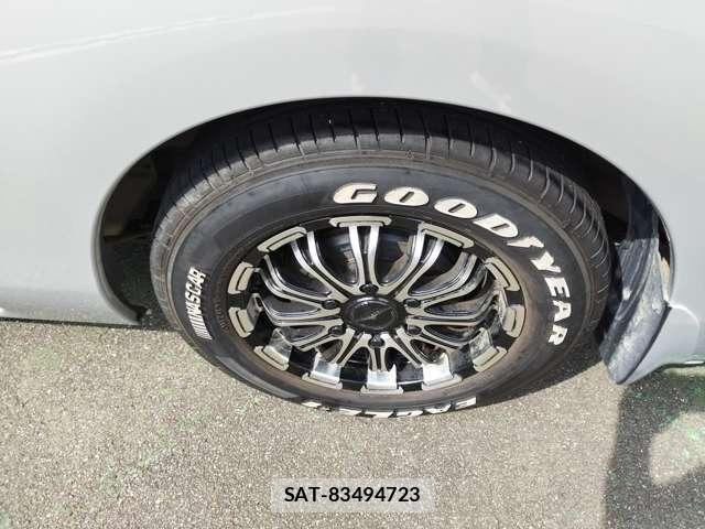 Nissan NV350 Caravan 2013-01 8769332-1