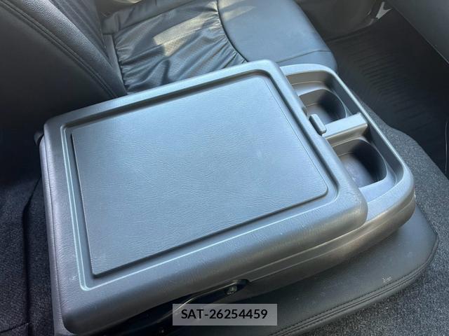 Nissan NV350 Caravan 2019-07 8769961-10