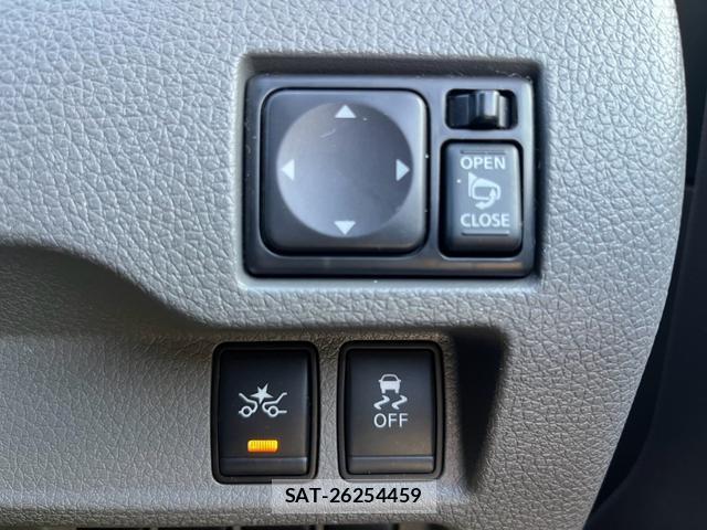 Nissan NV350 Caravan 2019-07 8769961-4