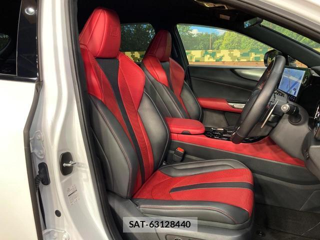 Lexus NX 2022-01 8769799-7