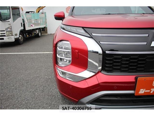 Mitsubishi OUTLANDER PHEV 2025-03 8769759-12