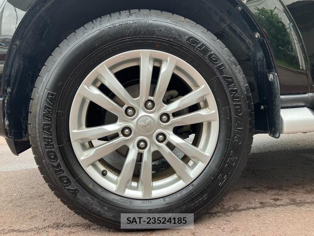 Mitsubishi PAJERO 2016-07 8769647-14