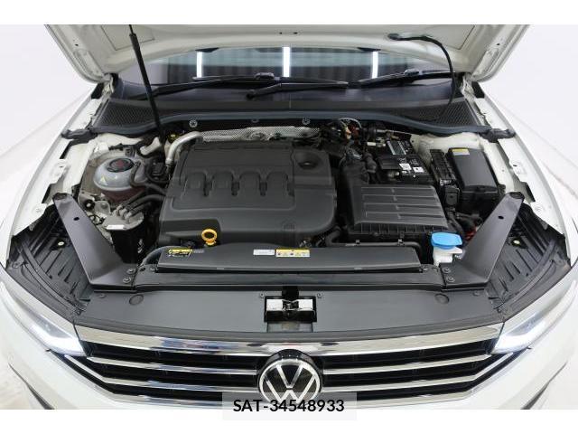 VolksWagen PASSAT VARIANT 2021-05 8768700-15