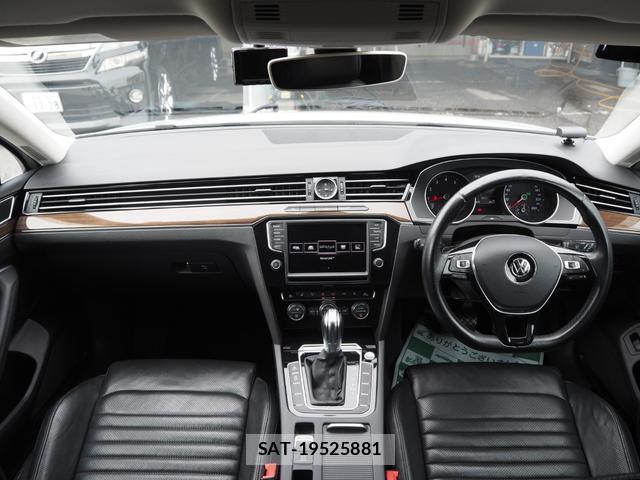 VolksWagen PASSAT VARIANT 2016-03 8769992-1