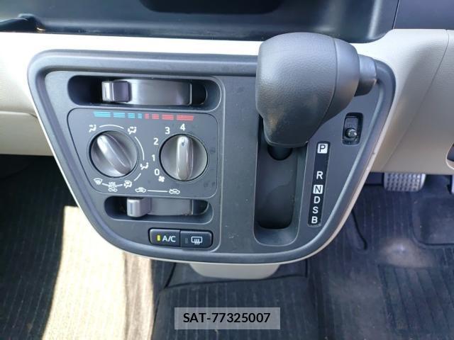 Toyota PASSO 2021-09 8768944-11