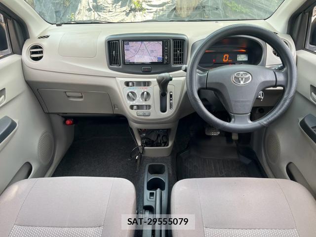 Toyota PIXIS EPOCH 2014-07 8769970-2