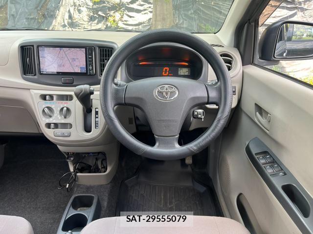 Toyota PIXIS EPOCH 2014-07 8769970-3