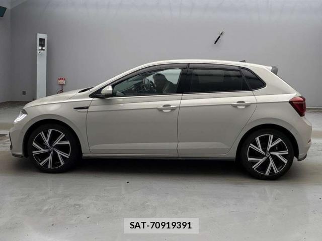 VolksWagen POLO 2023-05 8769715-10