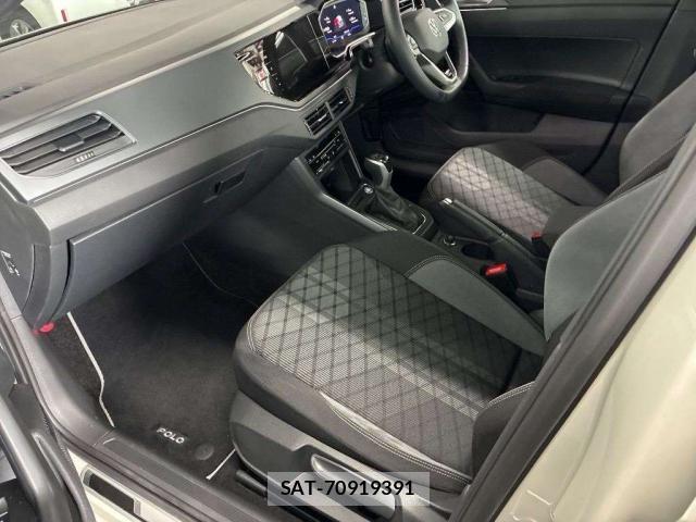 VolksWagen POLO 2023-05 8769715-3