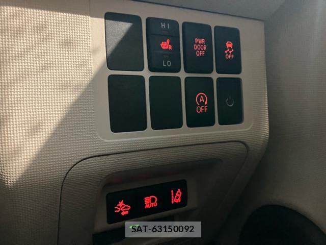 Toyota PORTE 2017-05 8769278-11