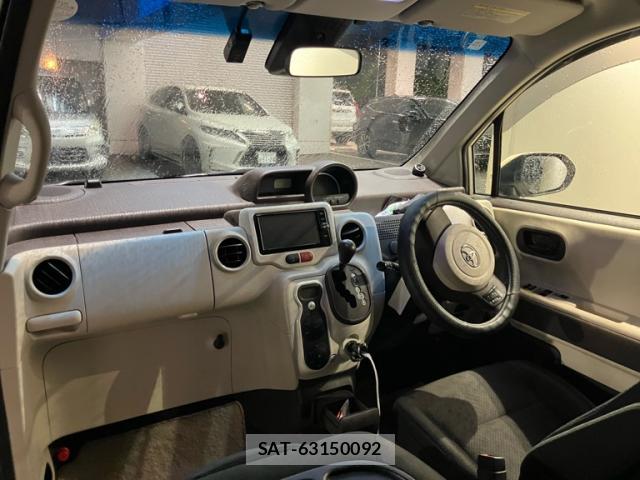 Toyota PORTE 2017-05 8769278-7