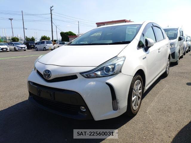 Toyota PRIUS ALPHA 2017-08 8768940-0