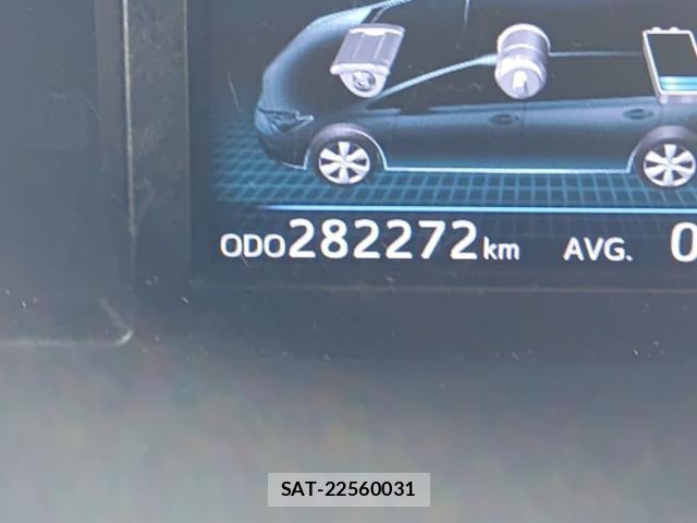 Toyota PRIUS ALPHA 2017-08 8768940-9
