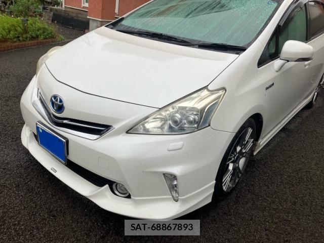 Toyota PRIUS ALPHA 2012-03 8769173-13