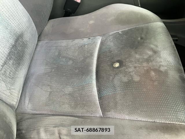 Toyota PRIUS ALPHA 2012-03 8769173-15