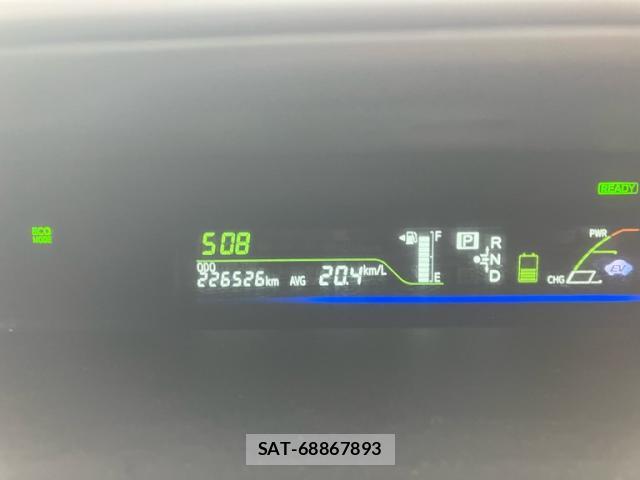 Toyota PRIUS ALPHA 2012-03 8769173-19