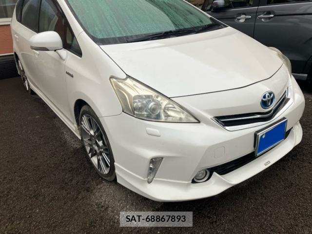 Toyota PRIUS ALPHA 2012-03 8769173-2