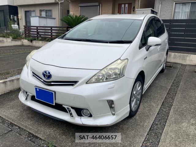Toyota PRIUS ALPHA 2013-10 8769203-2