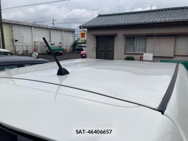 Toyota PRIUS ALPHA 2013-10 8769203-7
