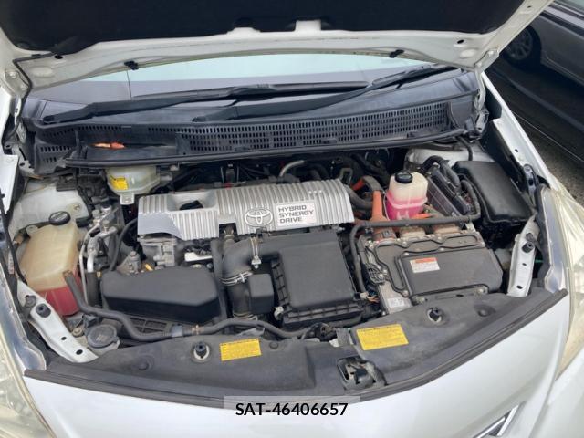 Toyota PRIUS ALPHA 2013-10 8769203-9