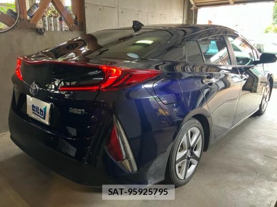 Toyota PRIUS PHV 2020-09 8769604-12