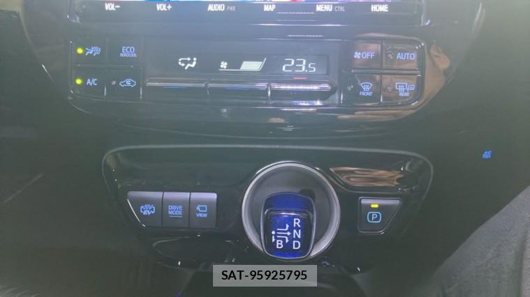 Toyota PRIUS PHV 2020-09 8769604-14