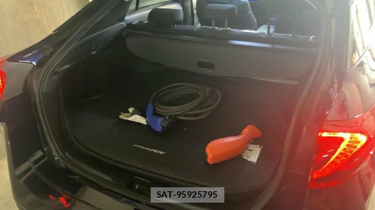 Toyota PRIUS PHV 2020-09 8769604-17