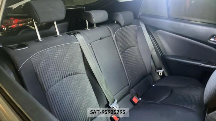 Toyota PRIUS PHV 2020-09 8769604-6