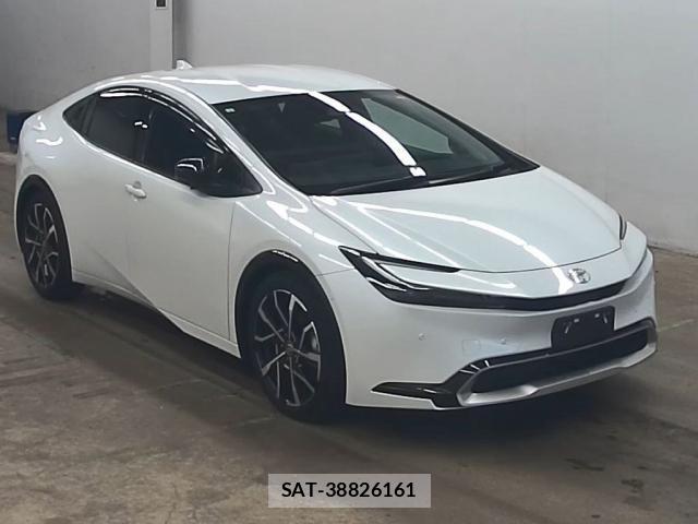 Toyota PRIUS PHV 2023-09 8769666-3