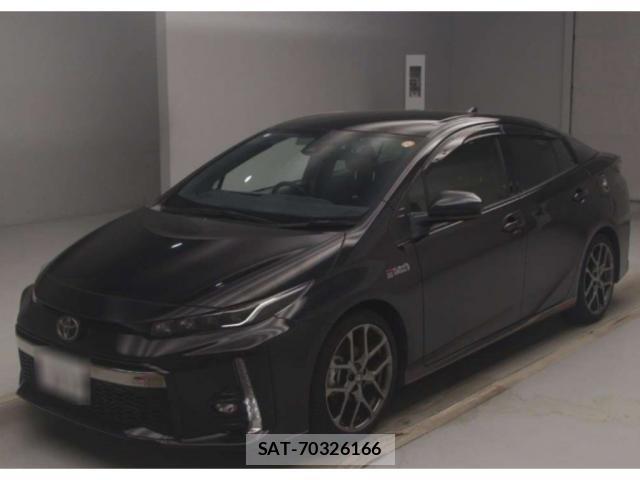 Toyota PRIUS PHV 2022-06 8769881-0