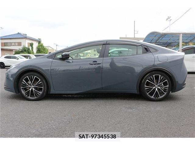 Toyota PRIUS 2024-01 8769027-10