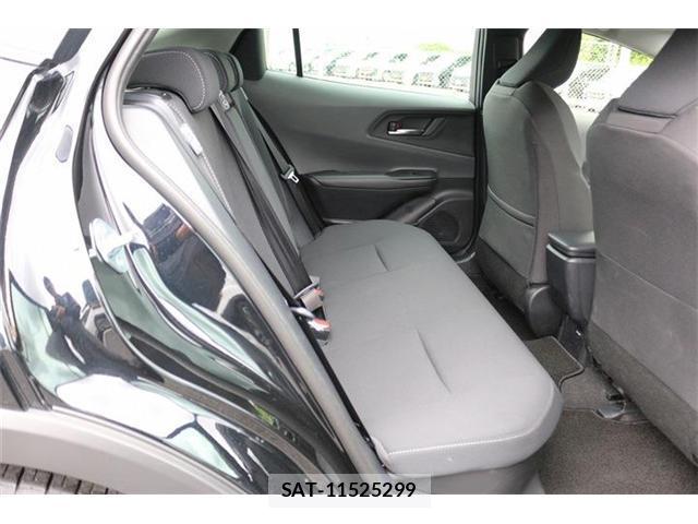 Toyota PRIUS 2026-03 8769029-15