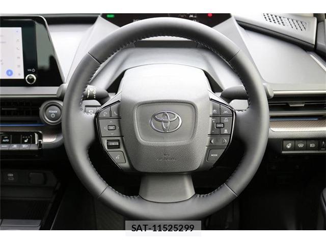Toyota PRIUS 2026-03 8769029-16