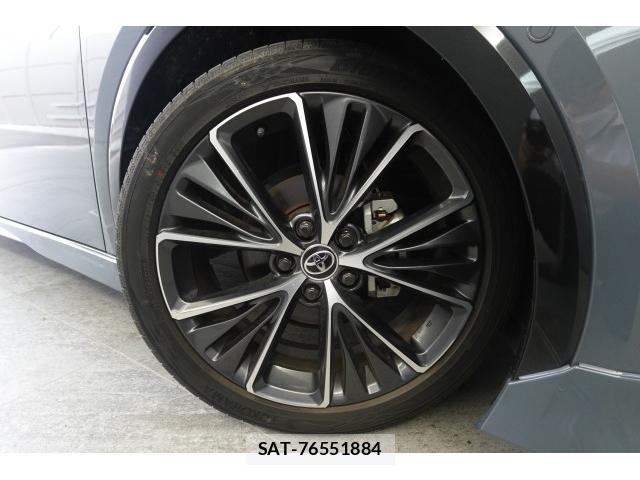 Toyota PRIUS 2023-11 8769114-8