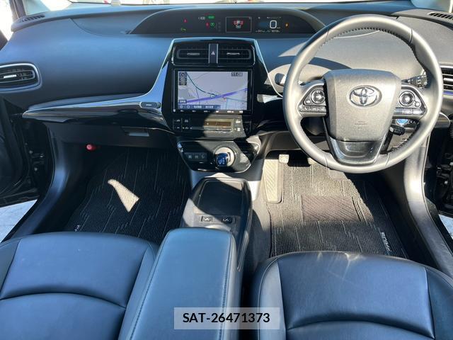 Toyota PRIUS 2020-03 8769651-1