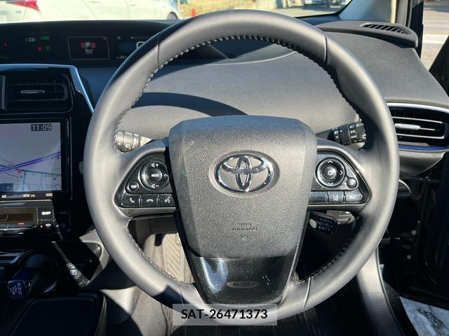Toyota PRIUS 2020-03 8769651-2
