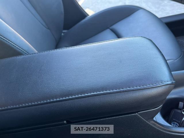 Toyota PRIUS 2020-03 8769651-6