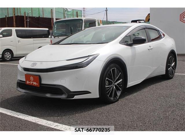 Toyota PRIUS 2023-07 8769757-9