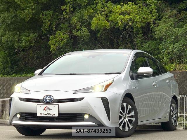 Toyota PRIUS 2019-11 8769827-0